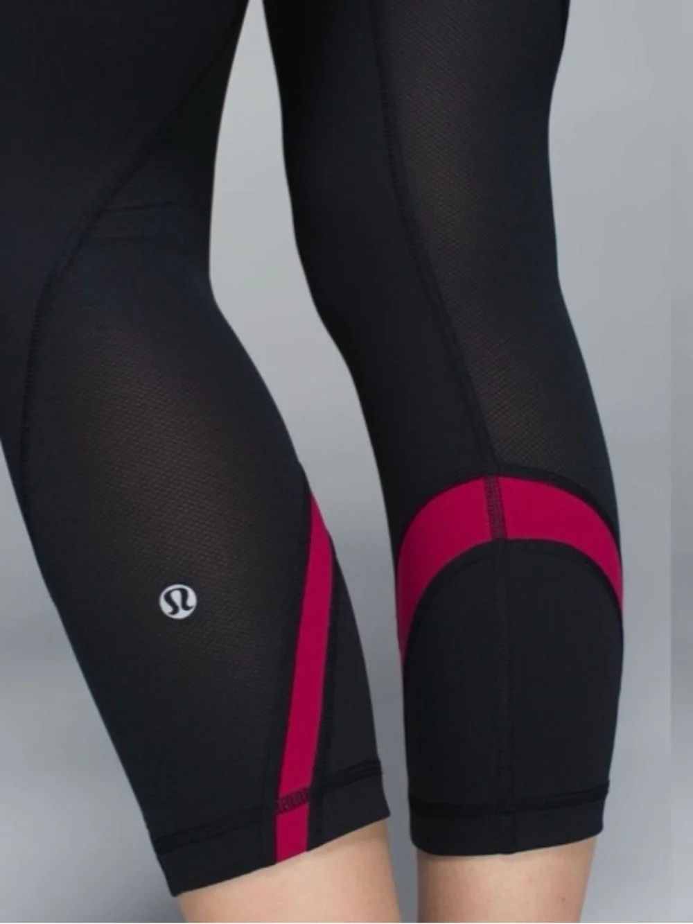 Lululemon Run: Inspire Crop ll 21” Fa14 Quilt 28 Bumble Berry Sz 6